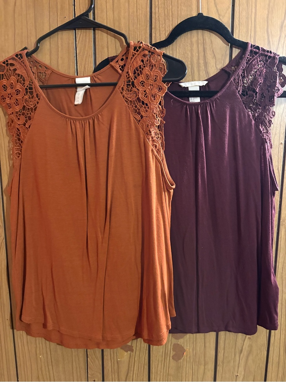 Bundle of TWO H&M Sleeveless Tops in Burgandy and Orange/Pumpkin With Lace Trim